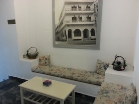 Iro Hotel - Adults Friendly