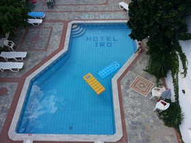 Iro Hotel - Adults Friendly
