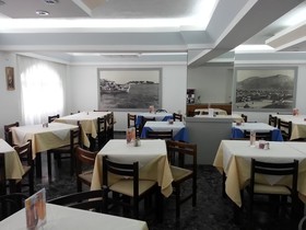 Iro Hotel - Adults Friendly