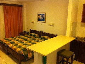 Kassavetis Center - Hotel Studios & Apartments