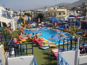 Kassavetis Center - Hotel Studios & Apartments