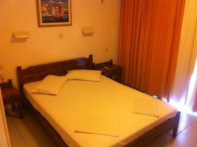 Kassavetis Center - Hotel Studios & Apartments