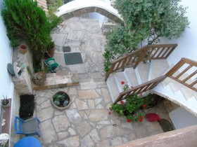 Kostas & Maria Traditional Villa