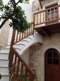 Kostas & Maria Traditional Villa
