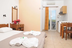 Mastorakis Hotel & Studios
