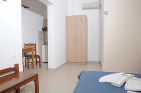 Mastorakis Hotel & Studios