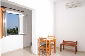 Mastorakis Hotel & Studios