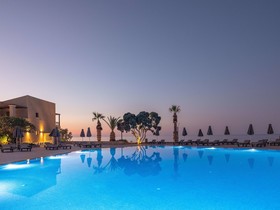Nana Golden Beach