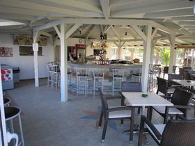 Nikolas Villas Apartments