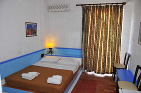 Pollis Hotel