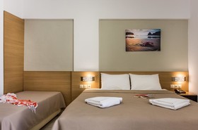Sergios Hotel - Adults Friendly