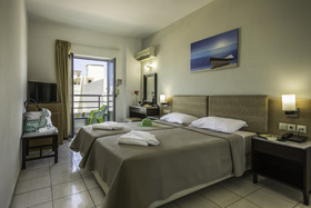 Sergios Hotel - Adults Friendly