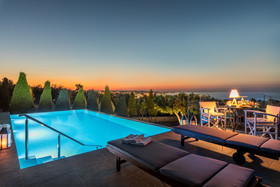 Villa Golden Crest