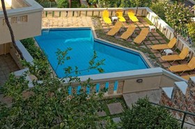 Villiana Holiday Apartments