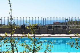 Chrysiida Luxury Suites