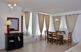 Chrysiida Luxury Suites