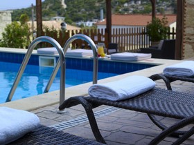 Traditional House Petronikolis