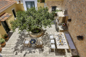 Castello Villa Daphnes