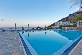 Adrakos Apartments