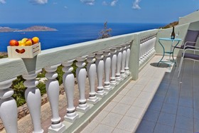 Adrakos Apartments