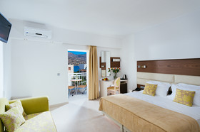 Akti Olous Hotel