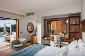 Elounda Beach Hotel & Villas
