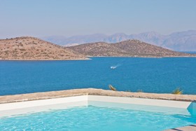 Royal Marmin Bay Boutique & Art Hotel