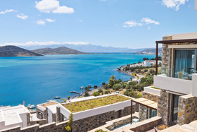 Royal Marmin Bay Boutique & Art Hotel