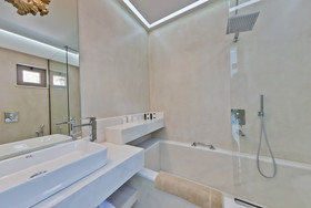 Royal Marmin Bay Boutique & Art Hotel