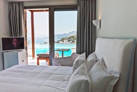 Royal Marmin Bay Boutique & Art Hotel