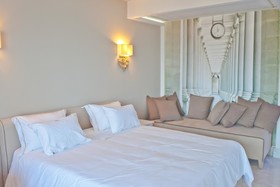Royal Marmin Bay Boutique & Art Hotel