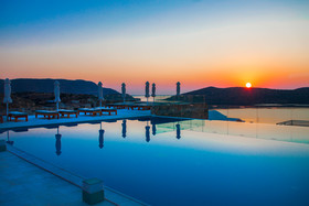 Royal Marmin Bay Boutique & Art Hotel