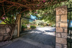 Agapi Villa
