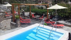 Apartment-Hotel Irida