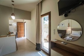 Casa D'Irene Deluxe Hotel