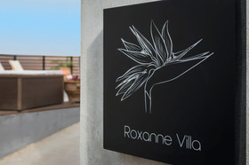 Roxanne Villa