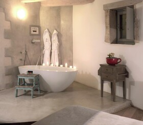 Athermigo Boutique Estate