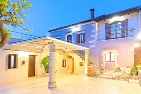 Cretan Lux Villa