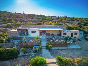 Exoristoi Nature Suites