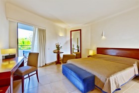Apollonia Resort & Spa