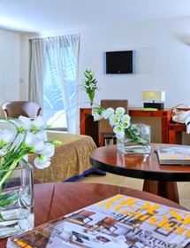 Apollonia Resort & Spa