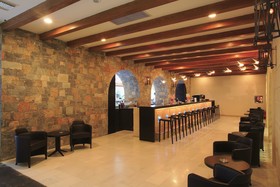 Apollonia Resort & Spa