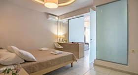 Apollo Hotel I