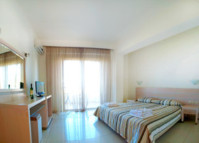 Apollo Hotel I