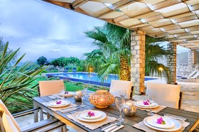 Cretan Mansion