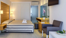 Happy Days Hotel