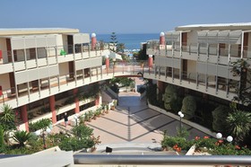 Hydramis Palace
