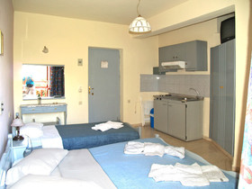 Labyrinth Hotel