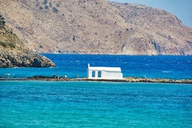 Manolis Family Hotel