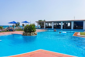 Mari Beach Hotel